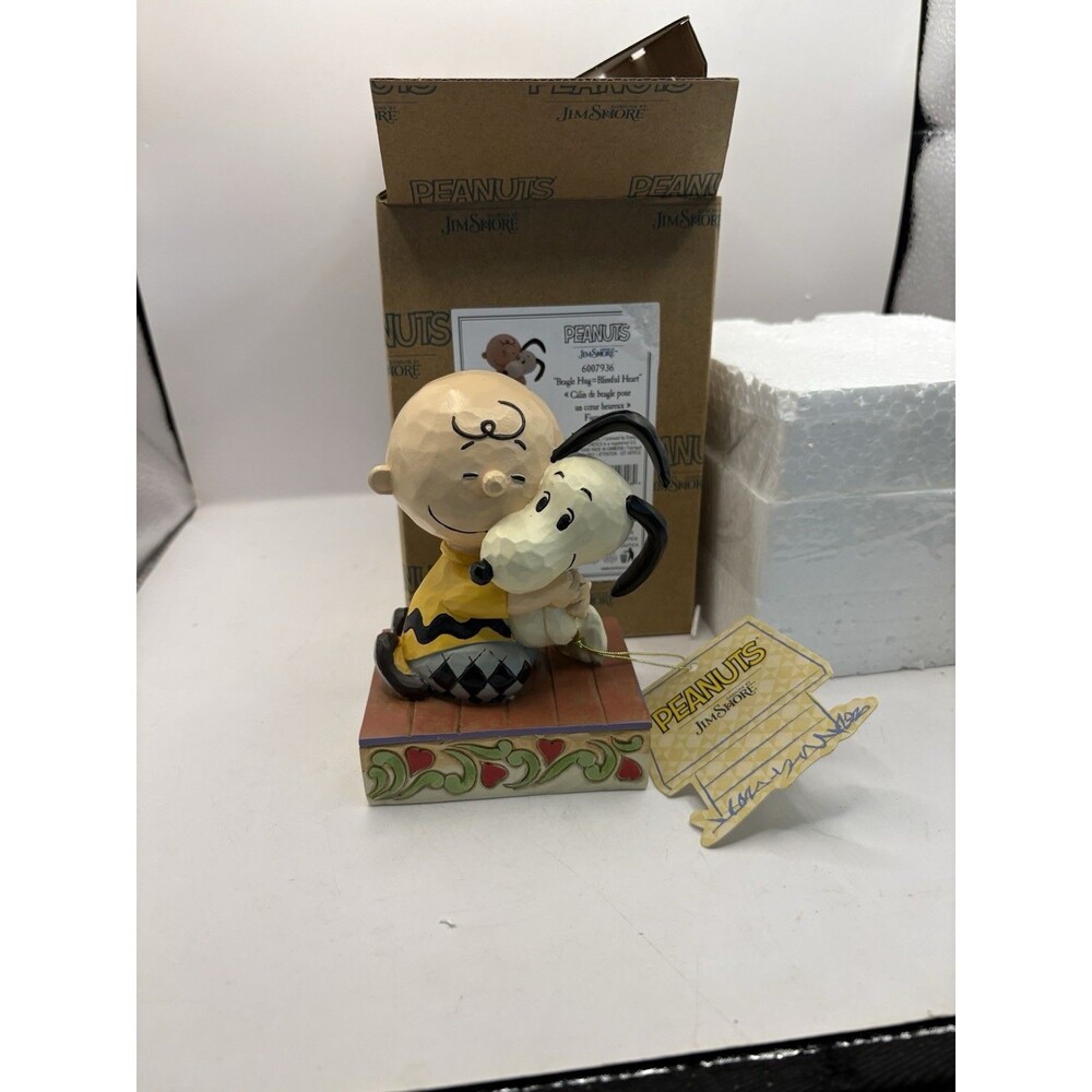 Peanuts by Jim Shore Charlie Brown and Snoopy “Beagle Hug=Blissful Heart" NIB